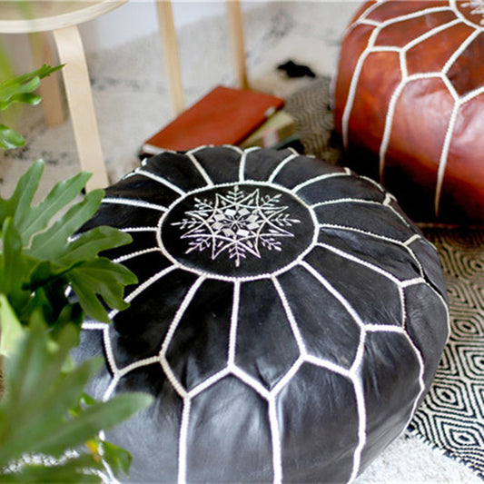 Housse de Pouf Marocain en Peau de Mouton Brodé Main