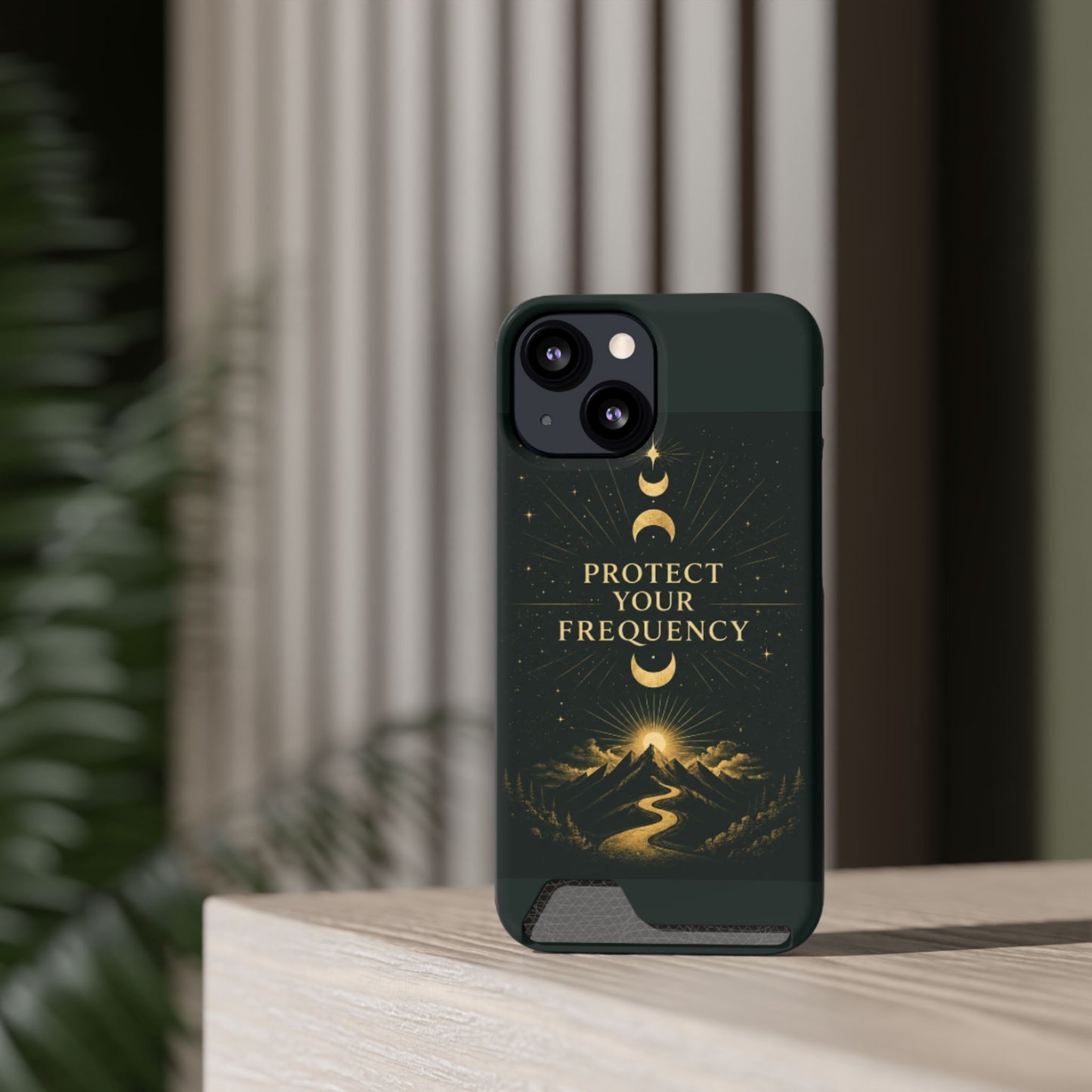 Protégez votre fréquence – Étui de téléphone avec porte-cartes Moon & Mountain