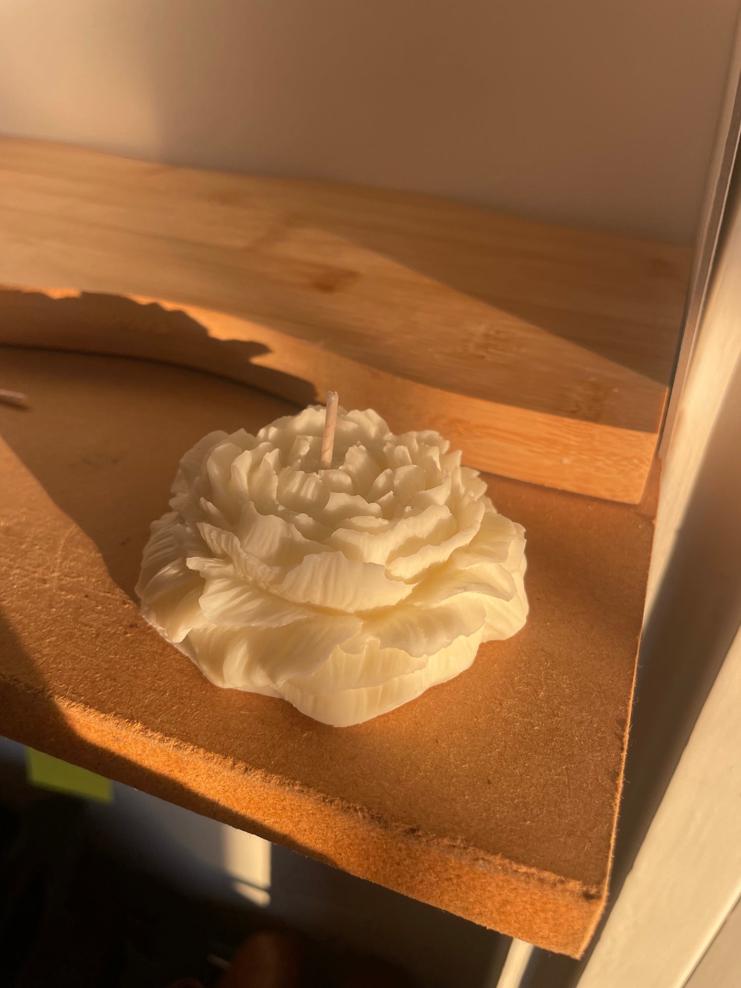 Blooming Peony Candle – Radiate Joy & Calm